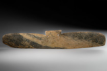 Pectoral en forme de chauve-souris, env. 900 -1200 apr. J.-C., Colombie, Tairona, Taille: L: 45 cm, H: 8 cm (L: 17.7 inch, H: 3.1 inch), ID: 3053015 - 2/3