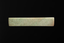 Jade bead, Late Classic, ca. 550 - 850 AD, Mexico, Maya, Size: M: 13 cm x 2,5 cm x 1,2 cm (M: 5.1 inch x 1.0 inch x 0.5 inch), ID: 3053031 - 2/3