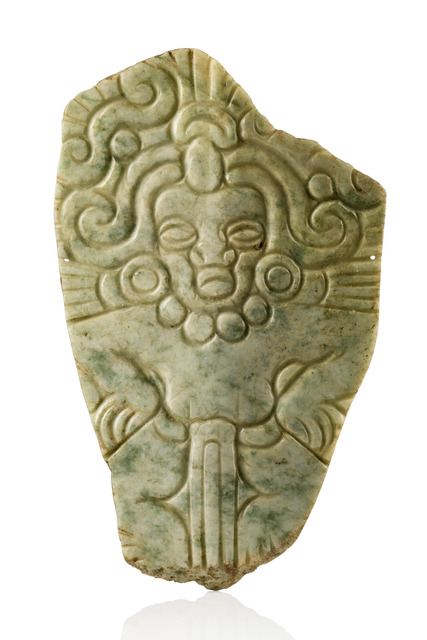 Representation of a deity,  Late Classic Period,  450 - 900 AD, Guatemala, K’iche’ Maya (Quiché), Size: M: 14,5 cm x 9 cm (M: 5.7 inch x 3.5 inch), ID: 3053047