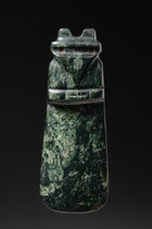 Pendentif anthropo-zoomorphe en forme de hache, 500 - 1000 apr. J.-C., Costa Rica, Guanacaste-Nicoya, Taille: H: 10,8 cm (H: 4.3 inch), ID: 3053048 - 4/4