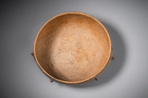 Schale mit anthropomorphem Gesicht, vorklassische Periode,  250 v.Chr.-250 n. Chr., Mexiko, Maya, Größe: D: 17,2 cm (D: 6.8 inch), ID: 3052930 - 5/6