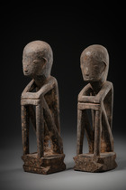 Pair of ritual deities "bulul", Philippines - Ifugao, Size: H: 33,5 cm & 35 cm (H: 13.2 inch & 13.8 inch), ID: 3053120 - 2/6
