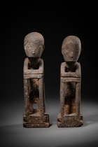 Pair of ritual deities "bulul", Philippines - Ifugao, Size: H: 33,5 cm & 35 cm (H: 13.2 inch & 13.8 inch), ID: 3053120 - 5/6