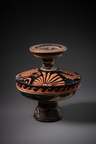 Lekanis apulienne à figures rouges, 350 av. J.-C., Italie du Sud, Pouilles, Taille: H: 9,5 cm (H: 3.7 inch), ID: 3053274 - 3/7