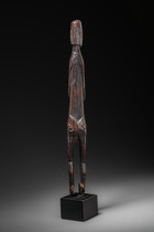 Figure masculine d'ancêtre "kawe", Nouvelle-Guinée occidentale / Papouasie occidentale (Irian Jaya), Asmat, Taille: H: 42 cm (H: 16.5 inch), ID: 3053216 - 4/5
