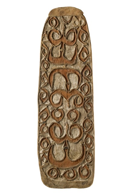 War shield "yemes", West New Guinea / West Papua (Irian Jaya), Asmat, Size: M: 125 cm x 38 cm (M: 49.2 inch x 15.0 inch), ID: 3053171