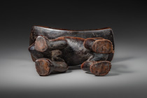 Appui-nuque zoomorphe "musaw", R. D. Congo, Yaka, Taille: H: 15,5 cm, L: 18 cm (H: 6.1 inch, L: 7.1 inch), ID: 3053145 - 5/7