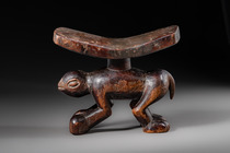 Appui-nuque zoomorphe "musaw", R. D. Congo, Yaka, Taille: H: 15,5 cm, L: 18 cm (H: 6.1 inch, L: 7.1 inch), ID: 3053145 - 7/7