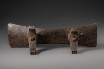 Appui-tête "kali laloni", Tonga, Taille: H: 13 cm L: 45,5 cm (H: 5.1 inch L: 17.9 inch), ID: 3053135 - 5/6