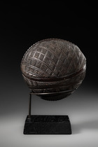 Noix de coco sculptée anthropomorphe, Tonga, Taille: D: 12 cm (D: 4.7 inch), ID: 3053191 - 3/5