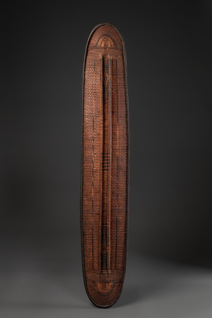 Narrow shield, D. R. Congo, Mongo, Size: H: 121 cm (H: 47.6 inch), ID: 3053137