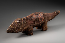 Sculpture zoomorphe "mugugundu", R. D. Congo, Lega, Taille: H: 9 cm, L: 33 cm (H: 3.5 inch, L: 13.0 inch), ID: 3053200 - 3/5