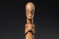 Anthropomorphic ritual implement, D. R. Congo, Mangbetu, Size: H: 4,5 cm, L: 20,5 cm (H: 1.8 inch, L: 8.1 inch), ID: 3053203 - 4/7