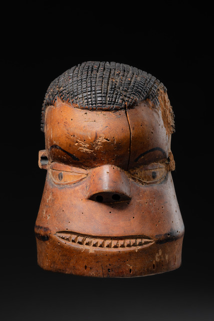 Dance crest, D. R. Congo, Salampasu, Size: H: 16 cm (H: 6.3 inch), ID: 3053138