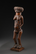 Standing female figure, D. R. Congo, Chokwe, Size: H: 41 cm (H: 16.1 inch), ID: 3053165 - 5/5
