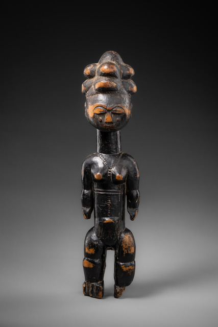 Stehende weibliche Figur, Côte d'Ivoire, Akye / Atie / Aberom, Größe: H: 33 cm (H: 13.0 inch), ID: 3053230