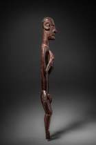 Stehende männliche Ahnenfigur "kawe", Westneuguinea / Westpapua (Irian Jaya), Asmat, Größe: H: 61 cm (H: 24.0 inch), ID: 3053403 - 3/4