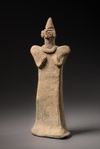 Weibliches Idol "Astarte" mit Vogelgesicht, ca. 2000 v.Chr., Syrien, Größe: H: 19 cm (H: 7.5 inch), ID: 3053265 - 2/6