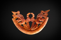 Nose ornament, ca. 600 - 1000 AD, Peru, Lambayeque, Size: L: 8,5 cm (L: 3.3 inch), ID: 3053267 - 2/3
