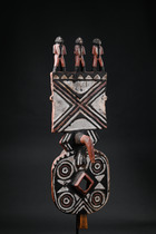 Brettmaske mit figuraler Bekrönung, Burkina Faso, Bwa, Größe: H: 90 cm (H: 35.4 inch), ID: 3053239 - 2/5