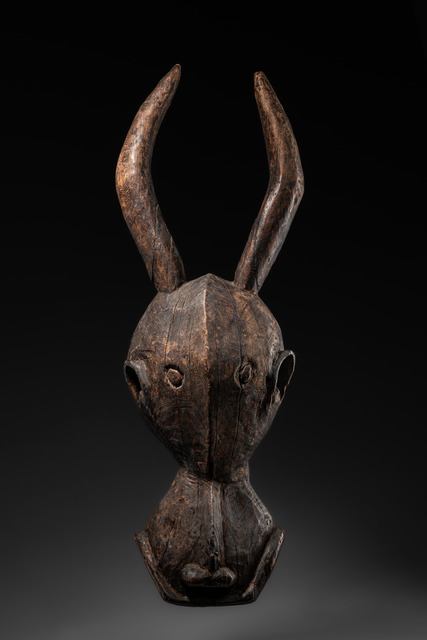 Zoomorphic mask, Cameroon Grassfields, Bamileke, Size: H: 73,5 cm (H: 28.9 inch), ID: 3053408