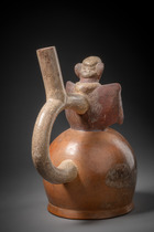 Récipient à goulot en étrier, Moche III–IV, vers 300–500 av. J.-C., Pérou, Moche, Taille: H: 23 cm (H: 9.1 inch), ID: 3053512 - 3/6