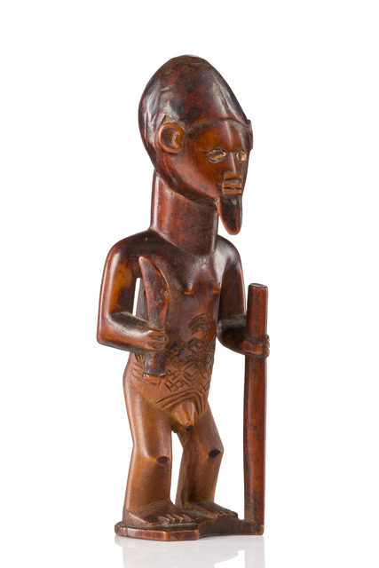 Kleine männliche Figur "mukuya", D. R. Kongo, Bembe, Größe: H: 12 cm (H: 4.7 inch), ID: 3053342