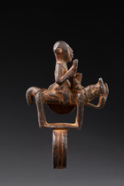 Ring mit Reiterfigur, Mali, Dogon, Größe: H: 7,5 cm D: 2 cm (H: 3.0 inch D: 0.8 inch), ID: 3053363 - 2/5