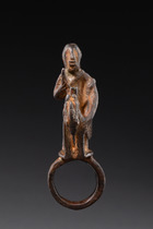 Ring mit Reiterfigur, Mali, Dogon, Größe: H: 7,5 cm D: 2 cm (H: 3.0 inch D: 0.8 inch), ID: 3053363 - 3/5