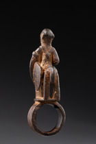 Ring mit Reiterfigur, Mali, Dogon, Größe: H: 7,5 cm D: 2 cm (H: 3.0 inch D: 0.8 inch), ID: 3053363 - 4/5