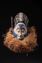 Anthropomorphic mask, D. R. Congo, Zombo / Nkanu, Size: H: 19,5 cm (without cuff) (H: 7.7 inch (without cuff)), ID: 3053346 - 2/6