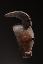Zoomorphe Maske der "karikpo"- Gesellschaft, Nigeria, Ogoni, Größe: H: 29 cm (H: 11.4 inch), ID: 3053350 - 3/4