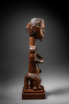 Männliche Ahnenfigur "éyéma-o-byéri", Ngoumba-Stil, Kamerun (Süd), Fang, Größe: H: 40 cm (H: 15.7 inch), ID: 3053423 - 3/5