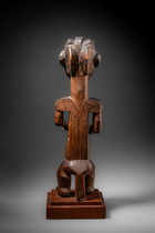 Männliche Ahnenfigur "éyéma-o-byéri", Ngoumba-Stil, Kamerun (Süd), Fang, Größe: H: 40 cm (H: 15.7 inch), ID: 3053423 - 4/5