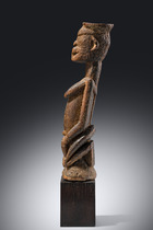 Kniende weibliche Figur, Mali, Dogon, Größe: H: 37,5 cm (H: 14.8 inch), ID: 3053483 - 2/6