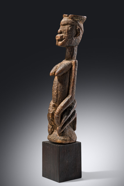 Figure féminine agenouillée, Mali, Dogon, Taille: H: 37,5 cm (H: 14.8 inch), ID: 3053483