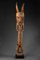 Große weibliche Figur mit Hörnermaske, Kamerun, Fang, Größe: H: 139,5 cm (H: 54.9 inch), ID: 3053471 - 2/5