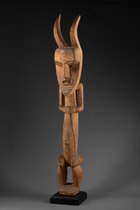 Große weibliche Figur mit Hörnermaske, Kamerun, Fang, Größe: H: 139,5 cm (H: 54.9 inch), ID: 3053471 - 5/5