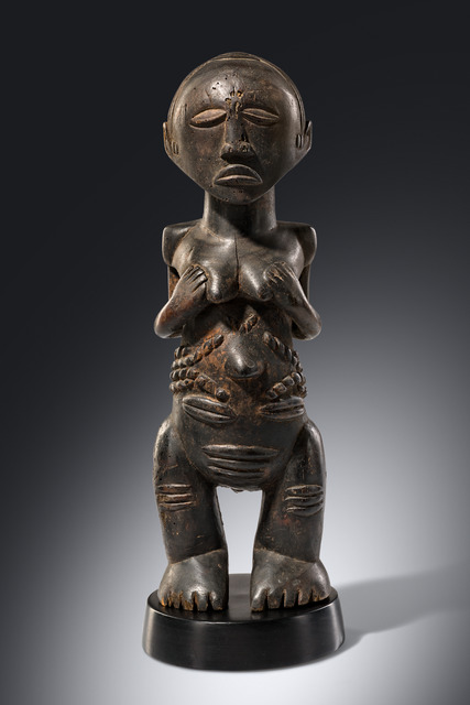 Weibliche Ahnenfigur, D. R. Kongo, Luba, Größe: H: 34 cm (H: 13.4 inch), ID: 3053443
