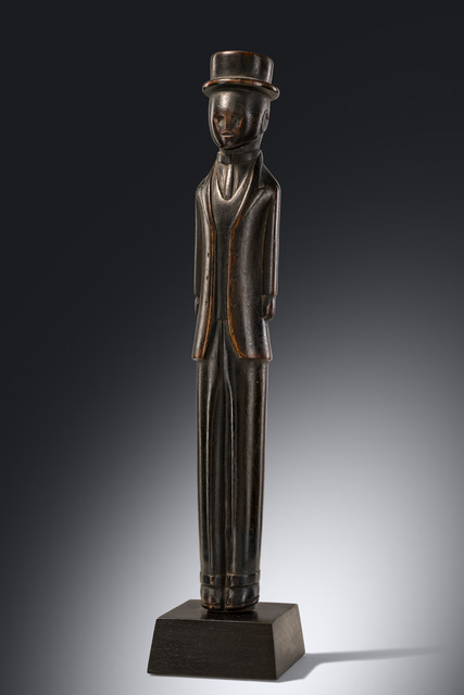 Figur eines portugiesischen Kolonialbeamten, Südafrika, Nguni / Tsonga, Größe: H: 25,5 cm (H: 10.0 inch), ID: 3053416