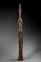 Figural post: Human and human-bird hybrid, Papua New Guinea, Sawos, Size: H: 120 cm (H: 47.2 inch), ID: 3053513 - 6/7