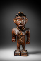 Female power figure "nkisi" (pl. "mankisi"), D. R. Congo, Vili, Size: H: 28 cm (H: 11.0 inch), ID: 3053641 - 4/6