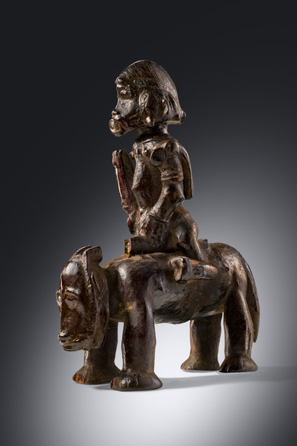 Figure équestre " syonfolo " – " maître du cheval ", Côte d'Ivoire, Sénoufo, Taille: H: 26 cm L: 21,5 cm (H: 10.2 inch L: 8.5 inch), ID: 3053643