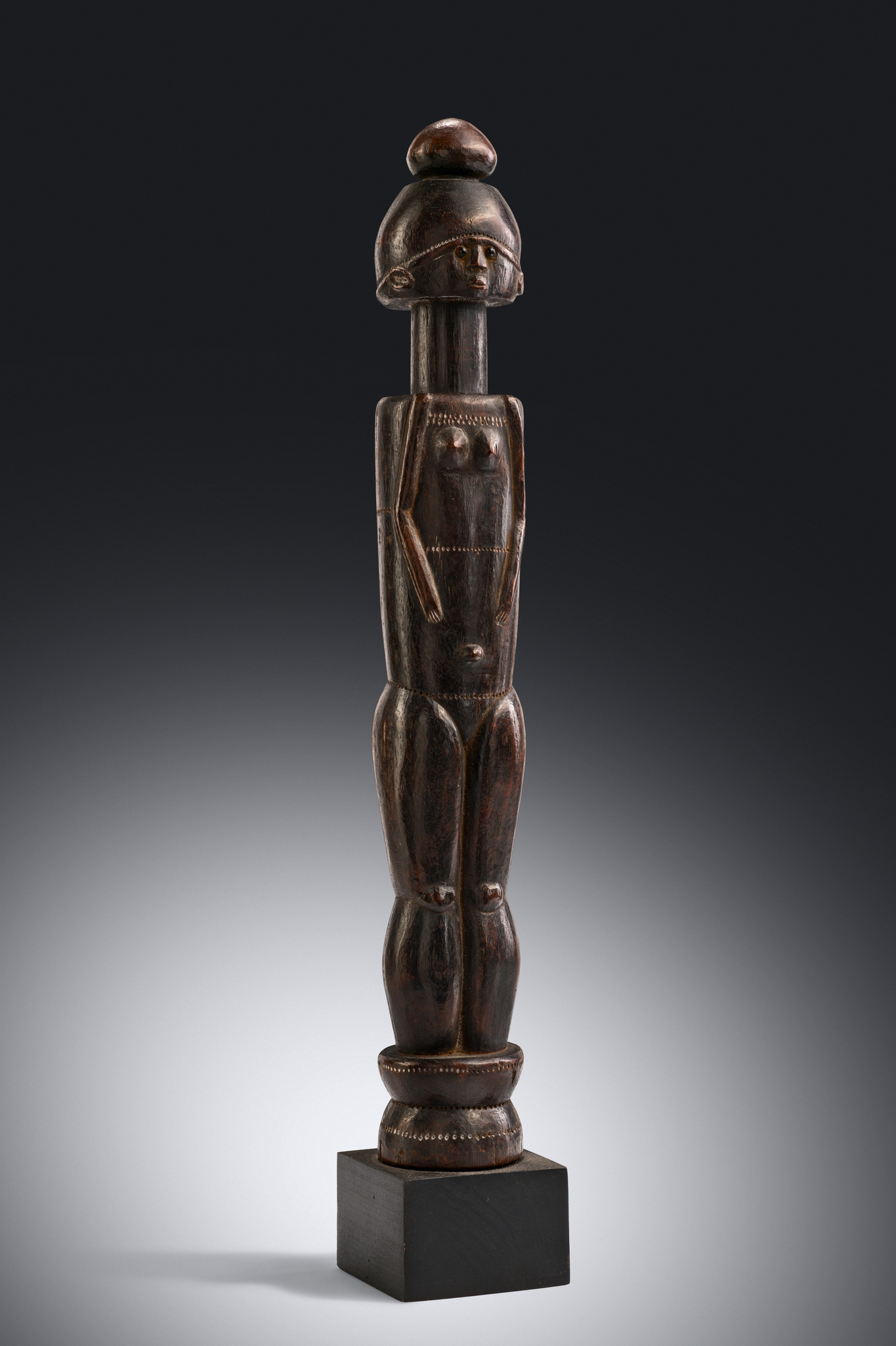 Stehende weibliche Figur, Tansania, Doe, Größe: H: 40 cm (H: 15.7 inch), ID: 3053564