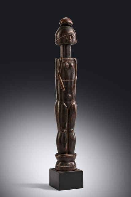 Stehende weibliche Figur, Tansania, Doe, Größe: H: 40 cm (H: 15.7 inch), ID: 3053564