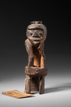 Small seated figure, Cameroon, Anyang, Size: H: 14 cm (H: 5.5 inch), ID: 3053592 - 6/8