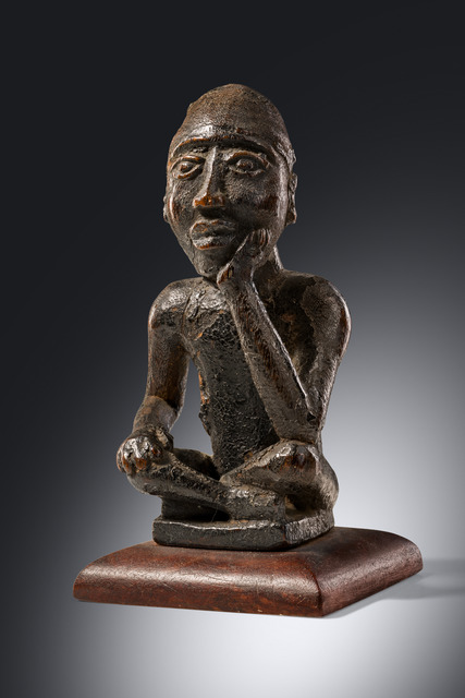 Sitzende Figur, D. R. Kongo, Bakongo, Größe: H: 15,5 cm (H: 6.1 inch), ID: 3053585