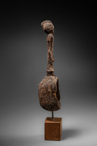 Rare anthropomorphic spoon, Cameroon, Kaka, Size: H: 31,5 cm (H: 12.4 inch), ID: 3053581 - 3/5