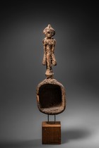 Rare anthropomorphic spoon, Cameroon, Kaka, Size: H: 31,5 cm (H: 12.4 inch), ID: 3053581 - 5/5