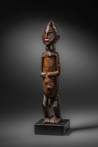 Figure de pouvoir "nkisi / nkishi", première moitié du XXe siècle, R. D. Congo, Dondo, Taille: H: 31 cm (H: 12.2 inch), ID: 3053463 - 2/5